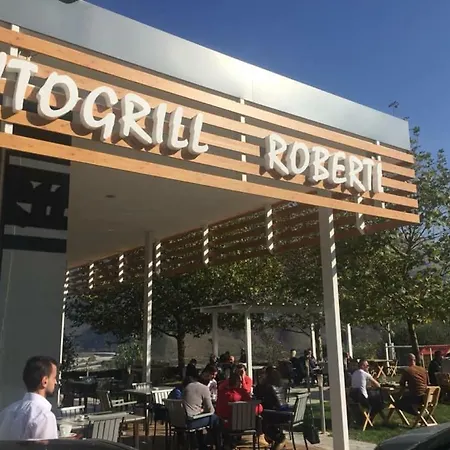 ホテル Auto Grill Roberti Tepelenë