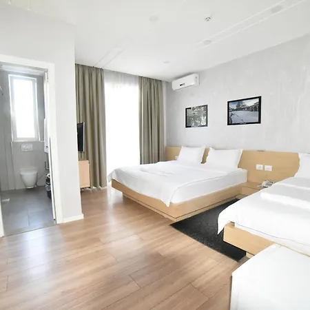 Auto Grill Roberti 4* Tepelene