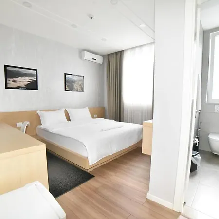 Auto Grill Roberti Hotel