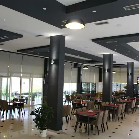 Auto Grill Roberti 4* Tepelene